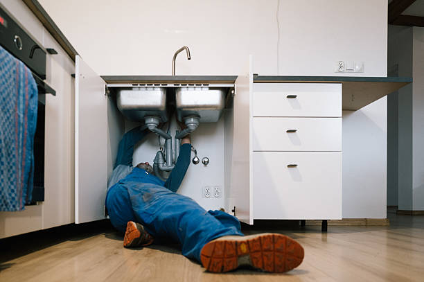 Professional Pipe Repair technician working in Glen Arm, MD